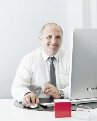Profilfoto von Herr Ahmet Urtenur